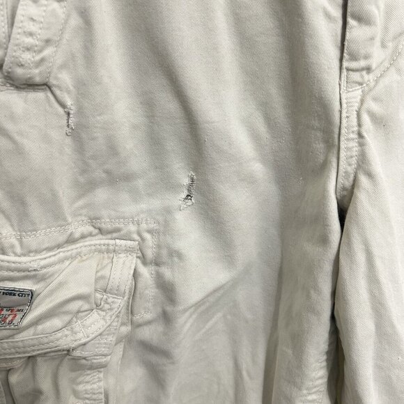 American Eagle Cargo Shorts Mens 30 Ivory Extreme Flex Longer Length Distressed - Picture 4 of 11